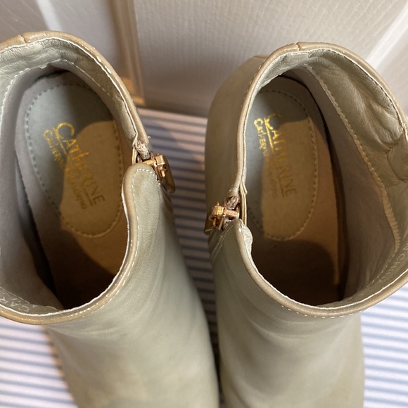 Catherine Malandrino “Carol” booties with tassel. Size 6 - Picture 7 of 9